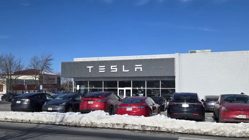 Image shows a Tesla dealership - taken by John Goreham