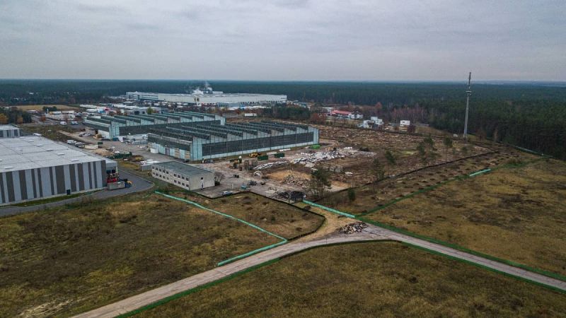 Elon Musk plans to build world's largest battery factory at Giga Berlin