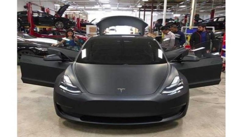 Tesla Model 3 Reveal