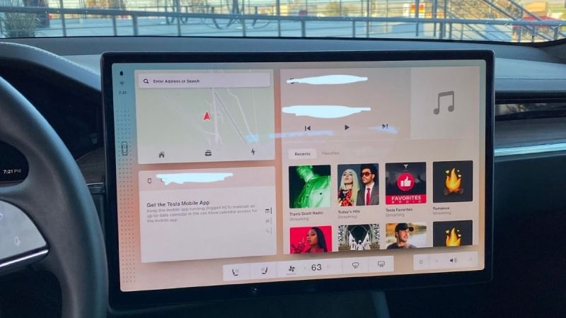 Tesla New UI