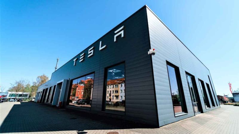 Non-Tesla Manufacturer Fixes Tesla's