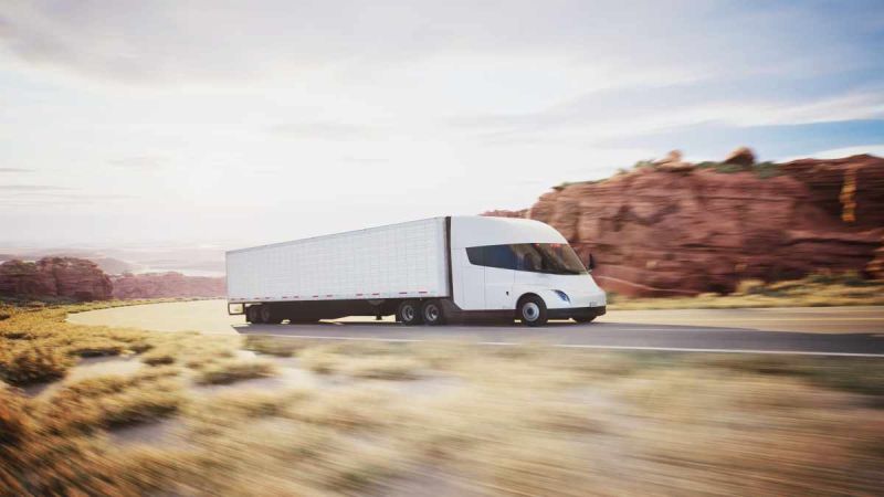 Tesla Semi Battery Life Revealed in Detailed Walk Through From Driver