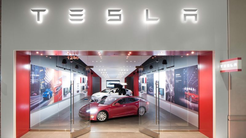 A Tesla Center