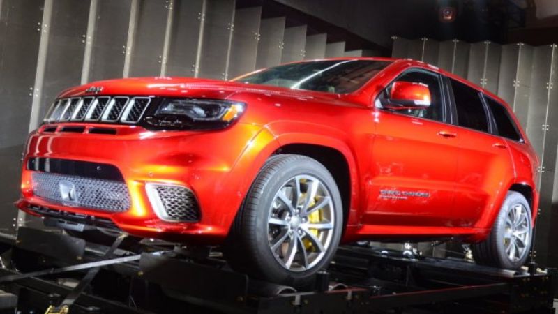 Trackhawk debut