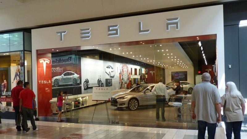 Tesla Mall