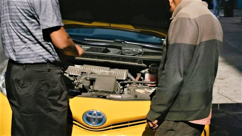 Expert Reviews on 10th Generation Toyota Corollas