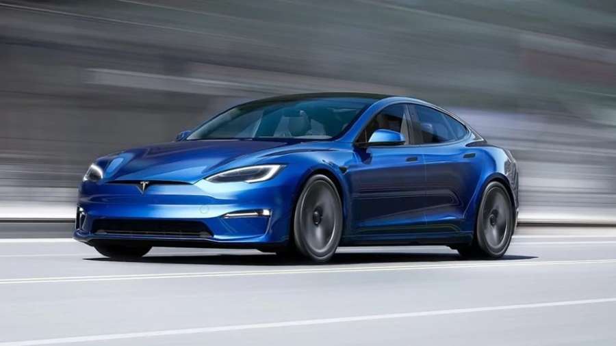 Tesla Model S Plaid Can Now Go 217 MPH With New Hardware and Software ...
