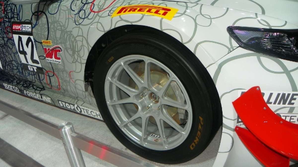 2016_Acura_TLX_GT