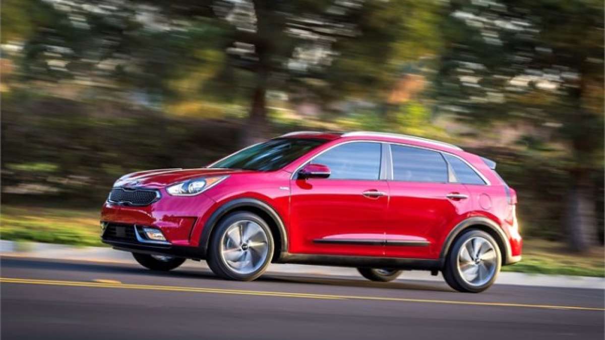 kia niro road