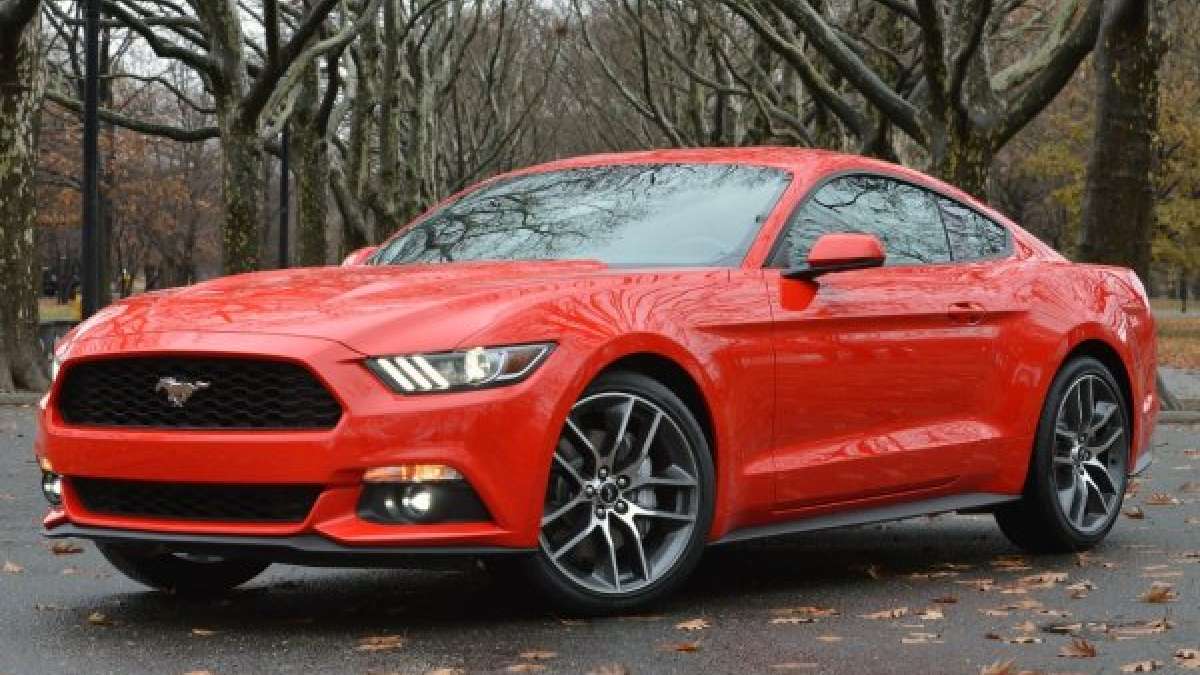 2015 mustang front