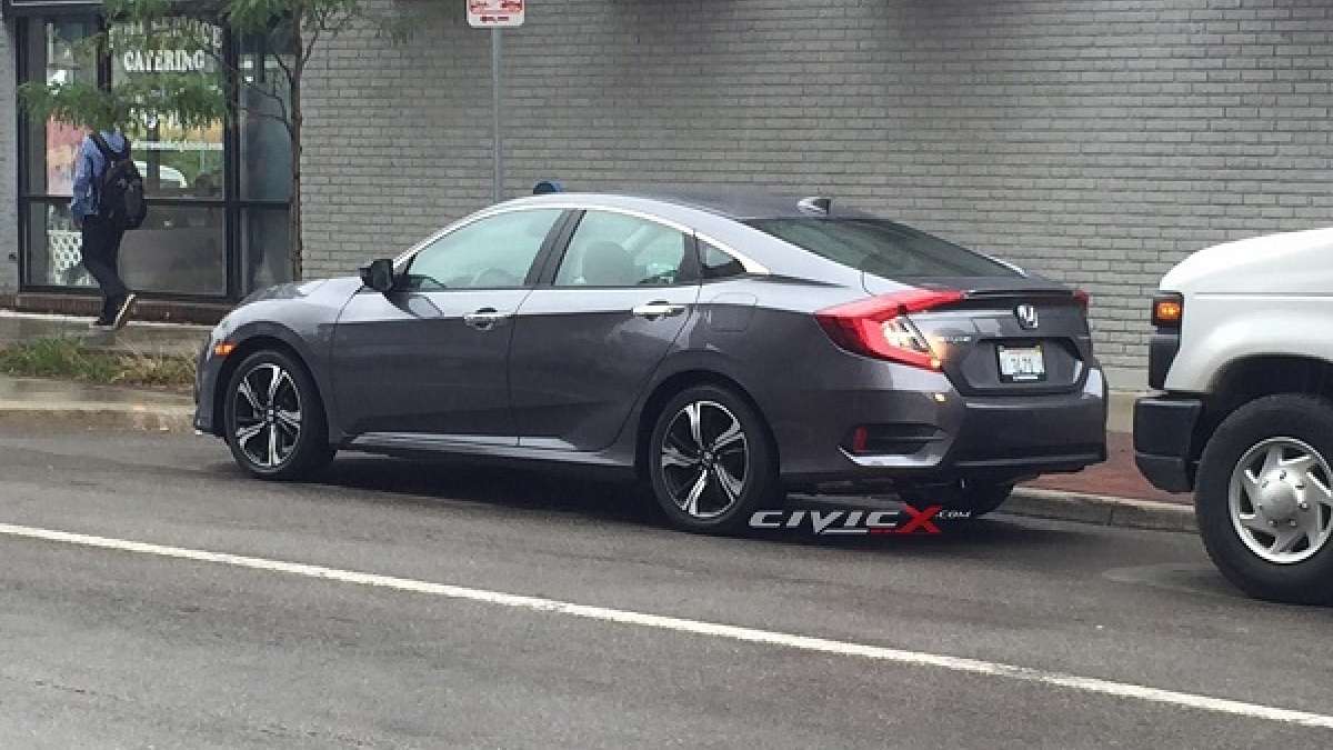 2016_ Honda_Civic_Sedan
