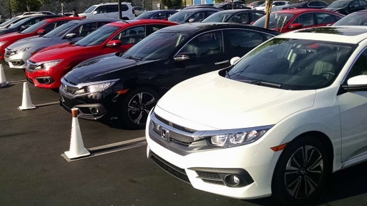 2016_Civic_Sedan