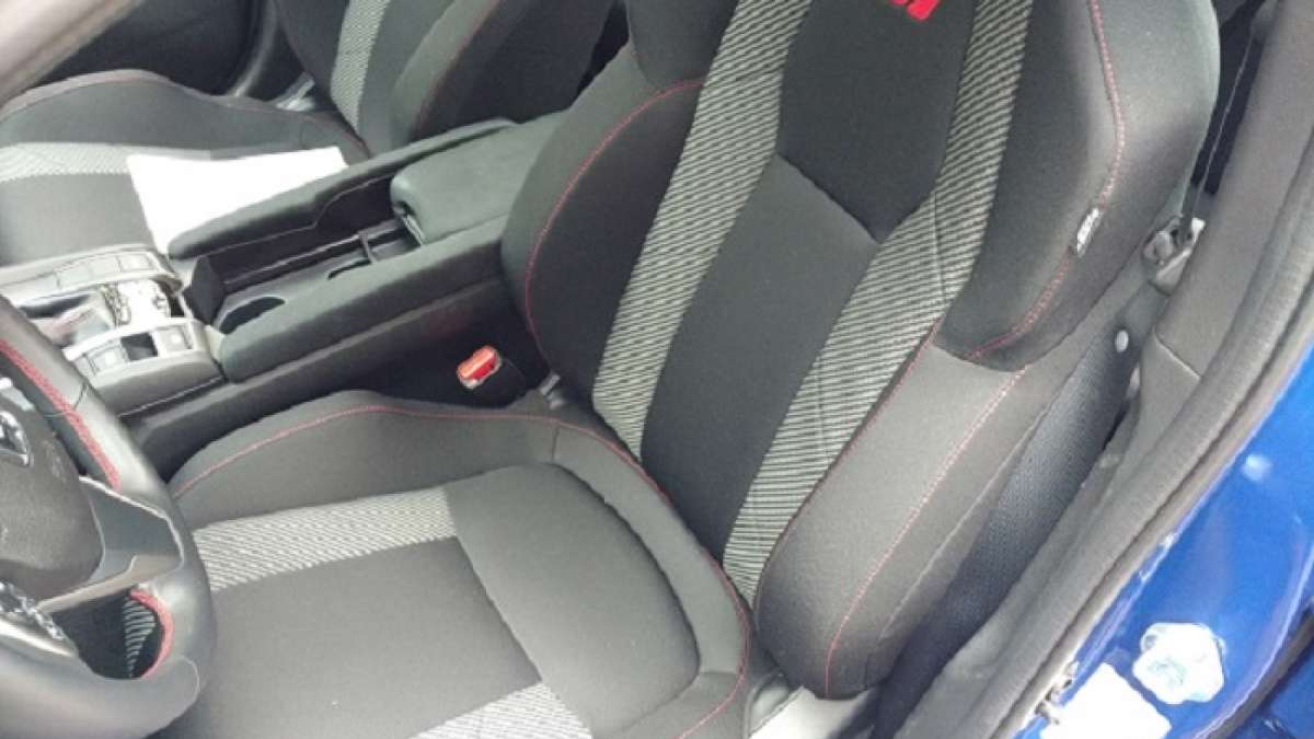 2017_Honda_Civic_Si_Seat