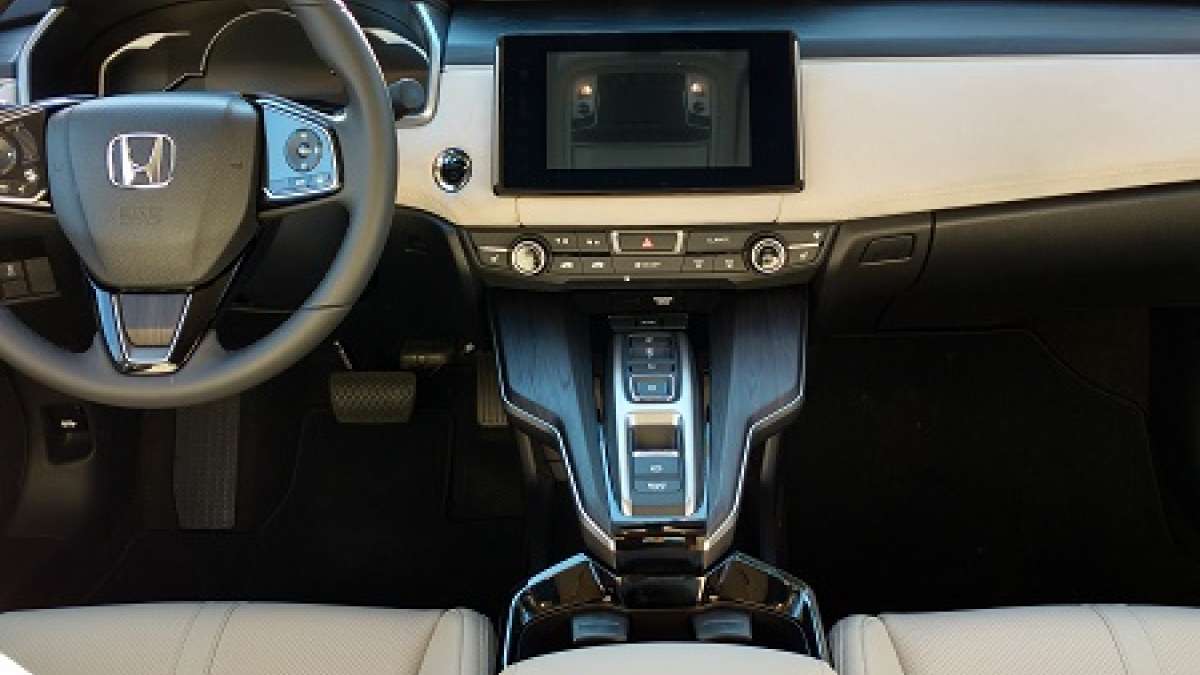 Clarity_FCV_Interior
