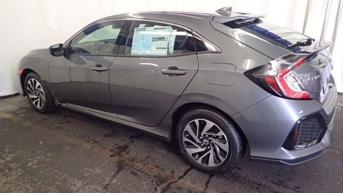 2017_Honda_Civic_Hatchback