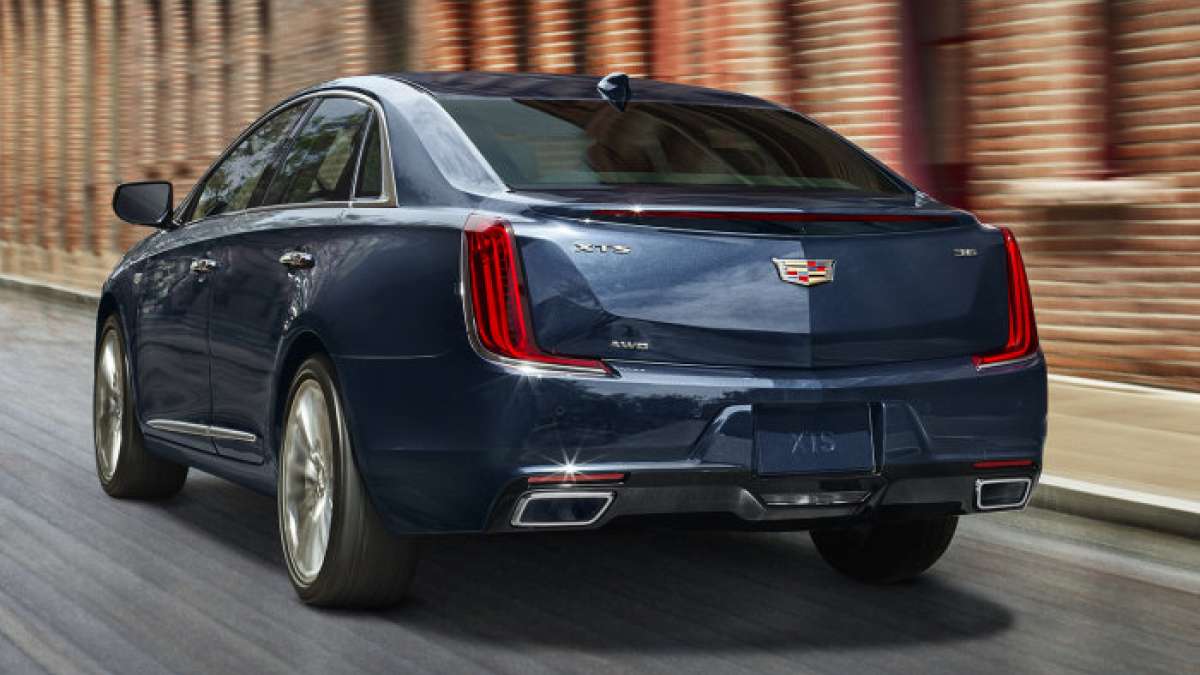 18 xts rear blue