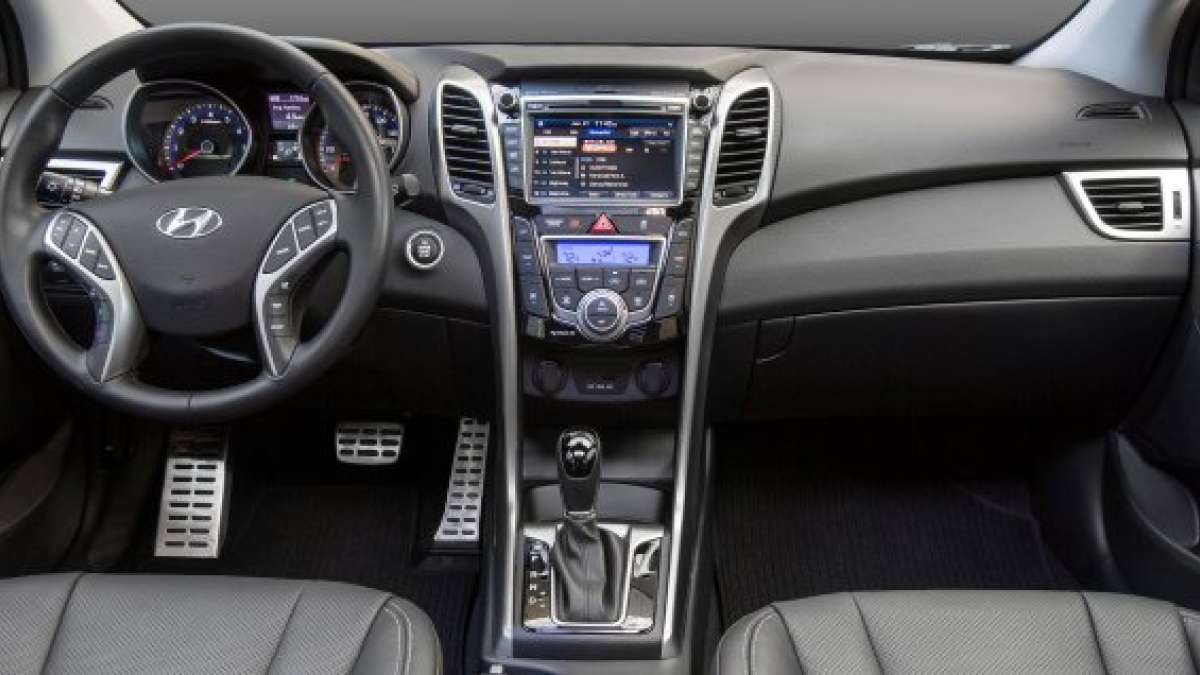 2016 elantara gt dash