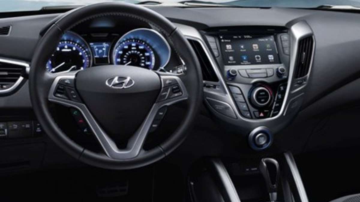 veloster dash