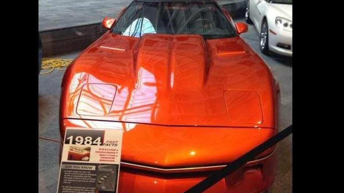 1984 corvette pace car