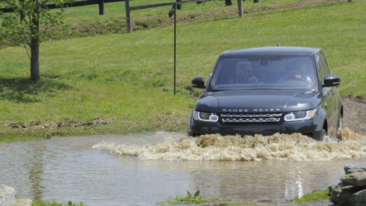 range rover offroad
