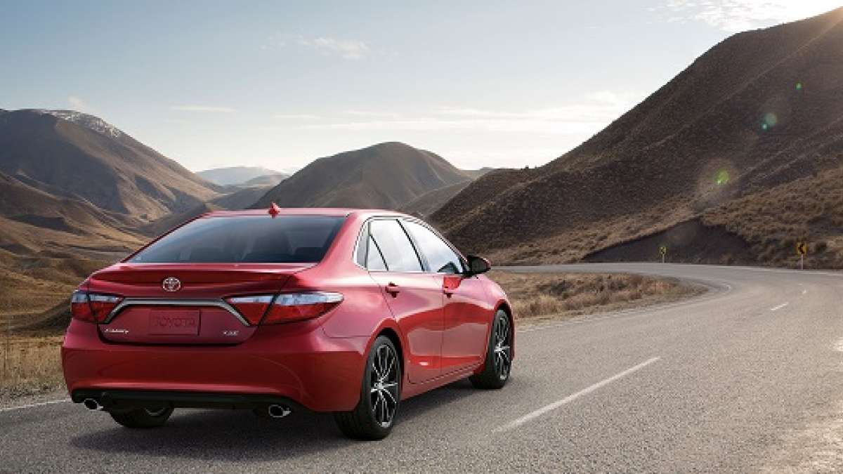 2015 camry rear