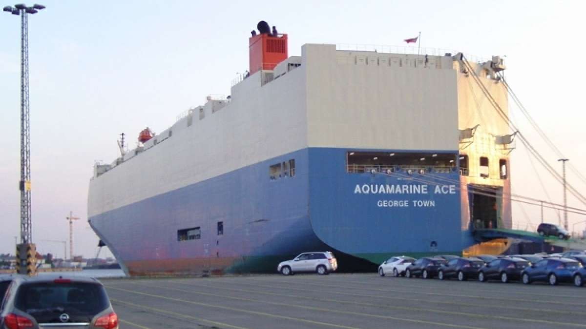 Car_Transport_Ship