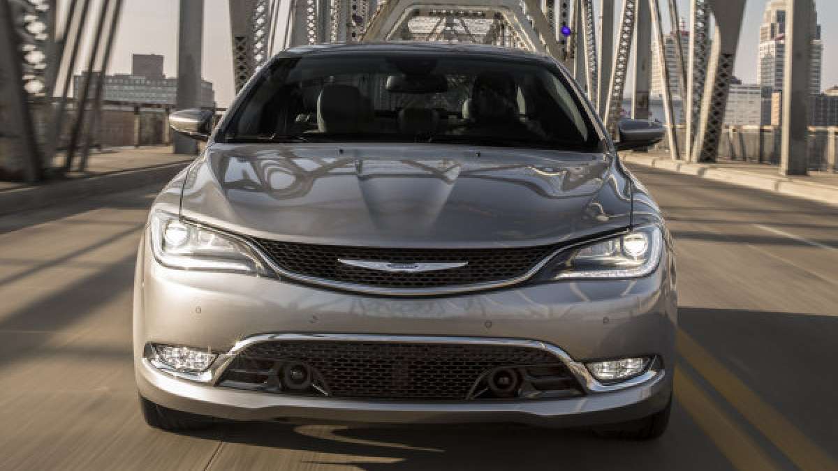 chrysler 200 front
