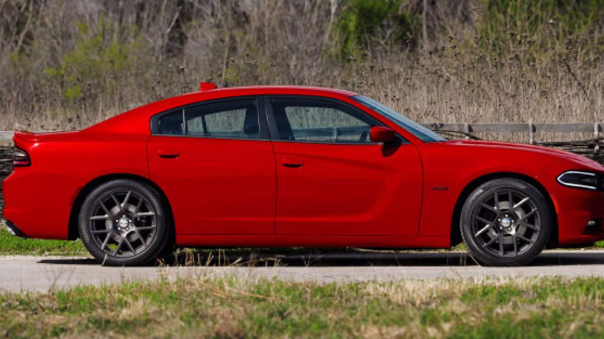 2015 charger side