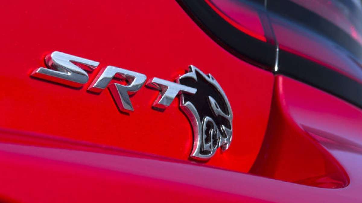 17 hellcat chrger rear