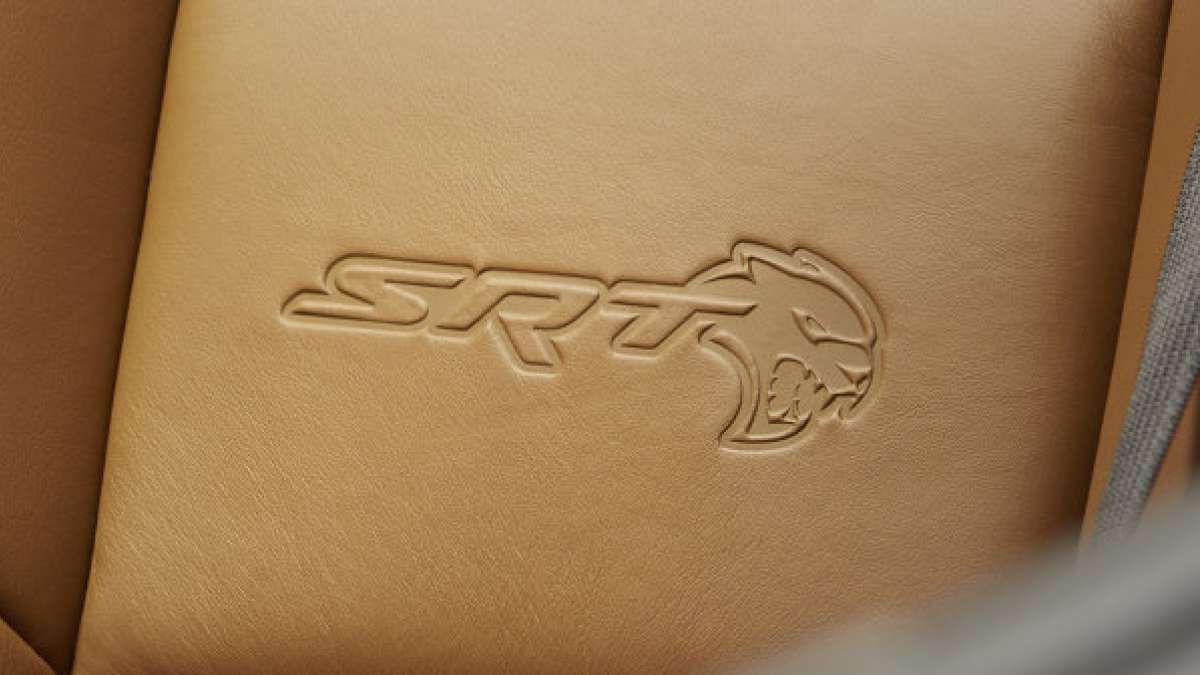 2017 hellcat seats