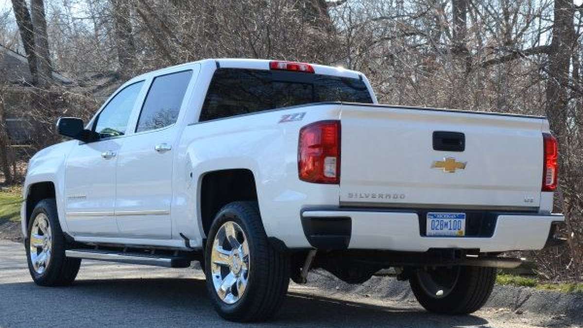 16 silverado ltz rear road