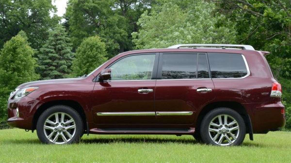 lx570 side