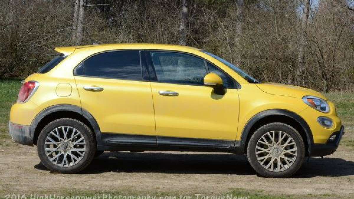 16 fiat 500x side