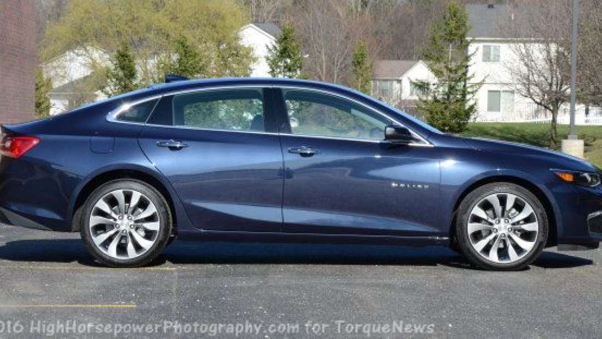 16 malibu side
