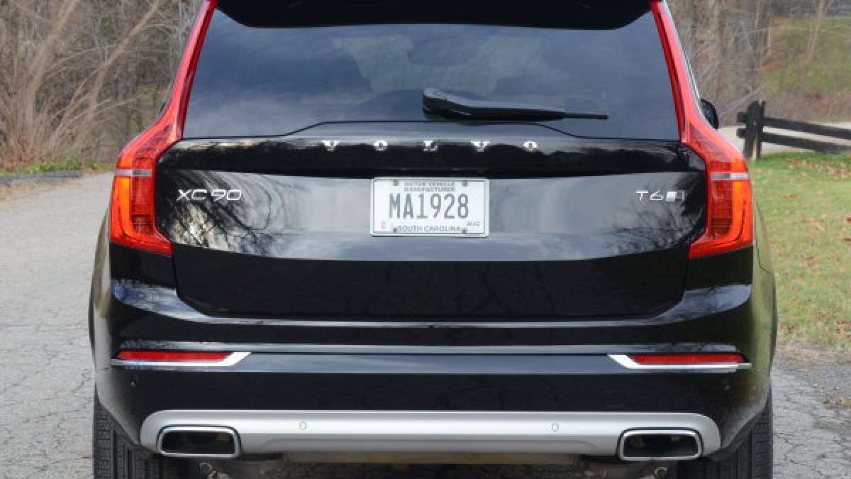 17 xc90 rear