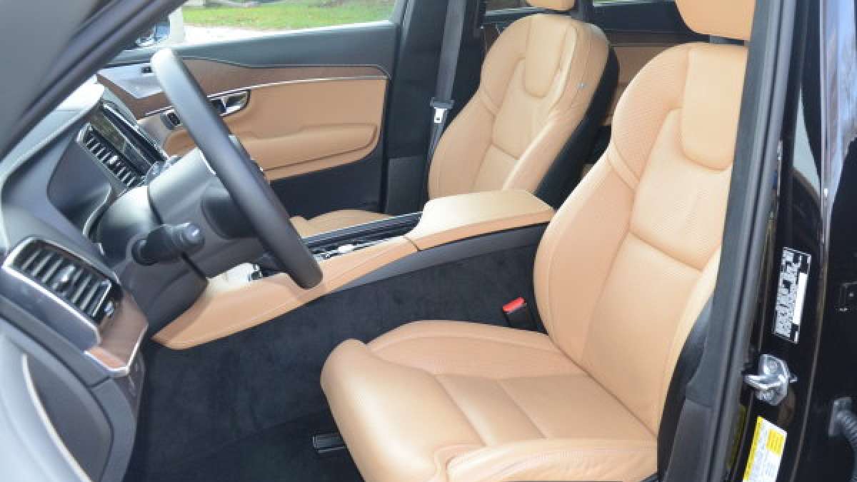 17 xc90 fr seats