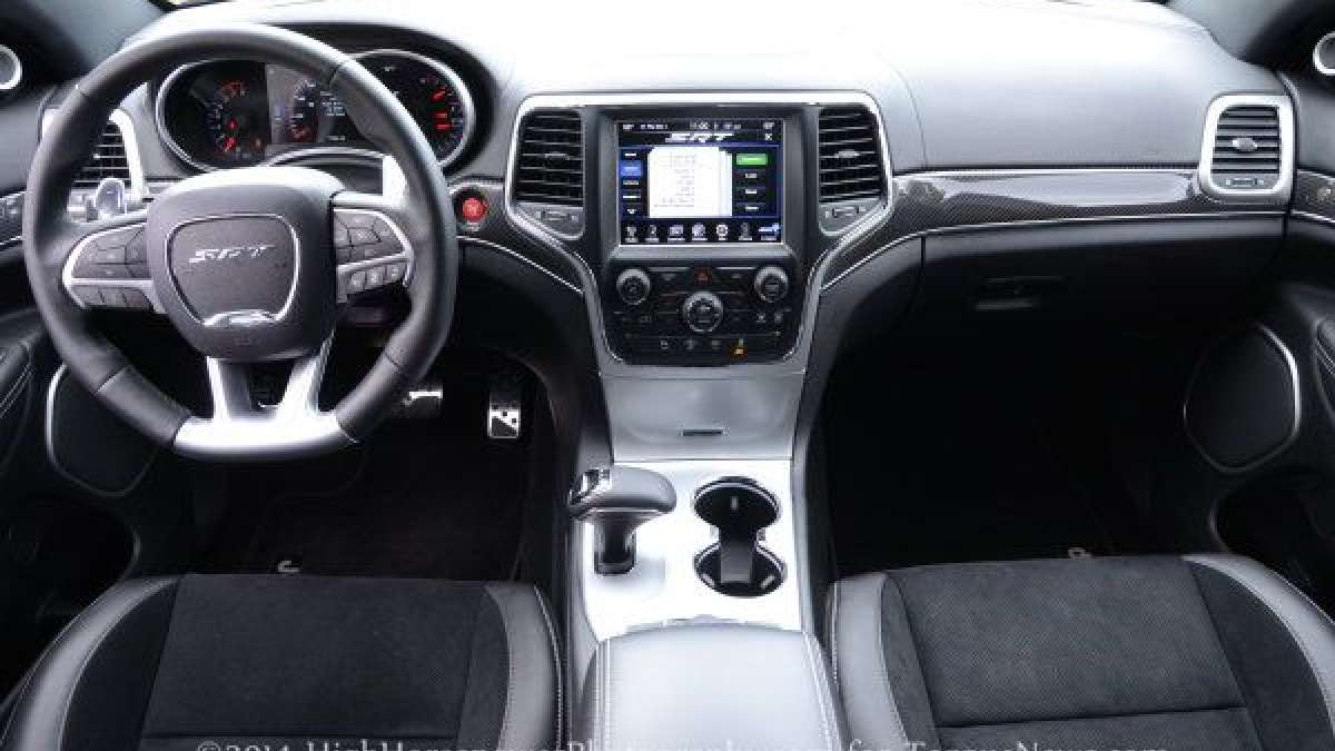 2014 srt jeep dash