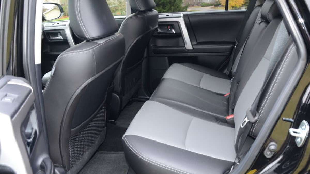 4runner rear seats