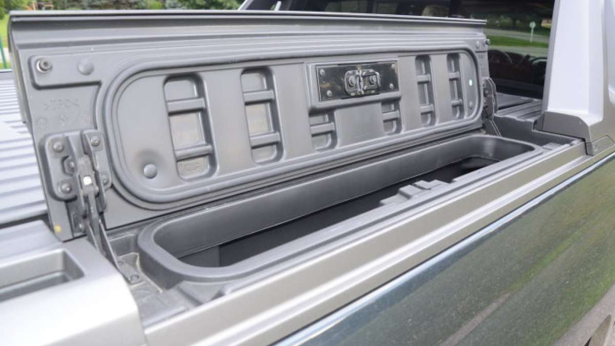 17 Silverado bedside