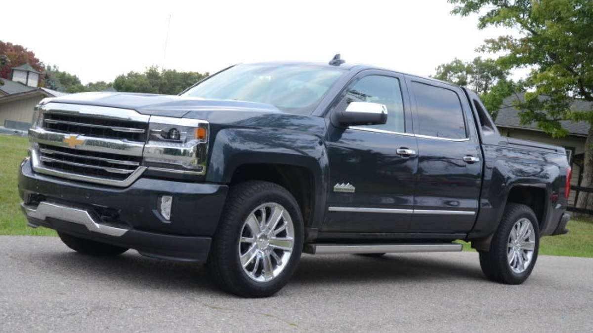 17 Silverado High Country DS
