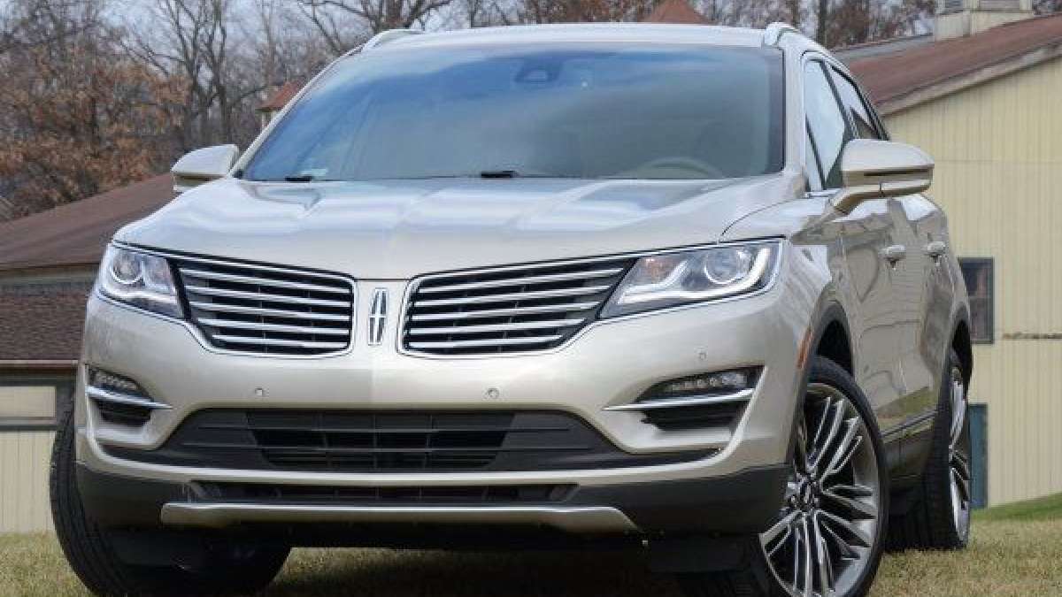 lincoln mkc front