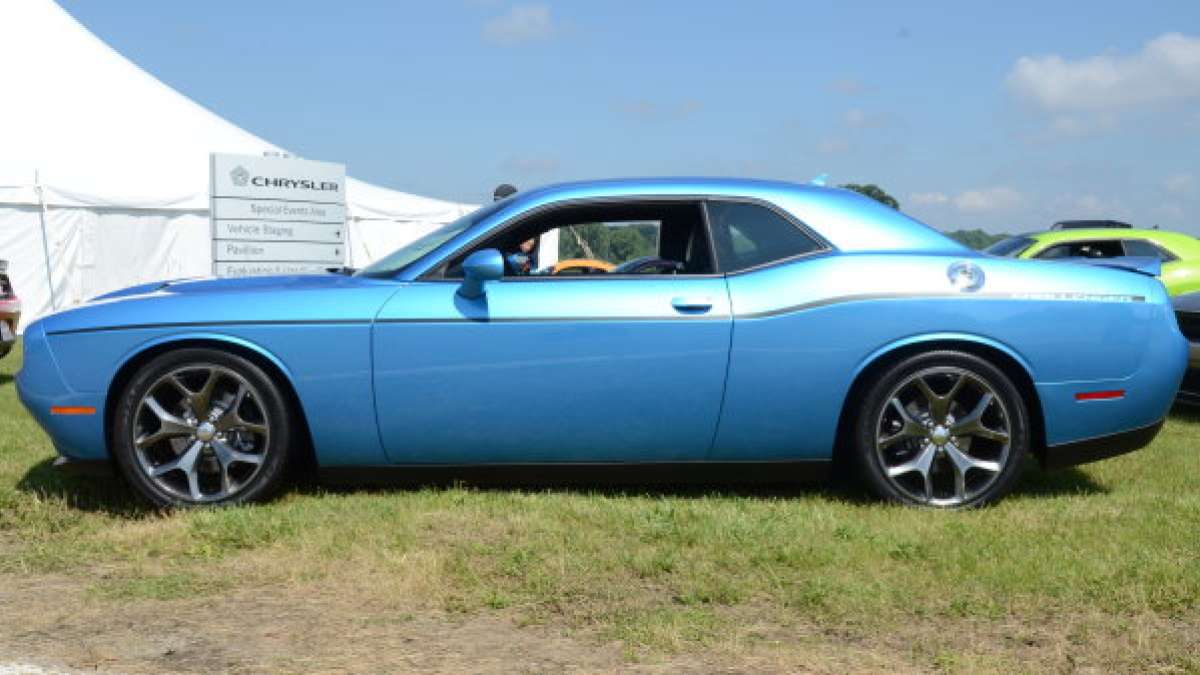 challenger sxt side
