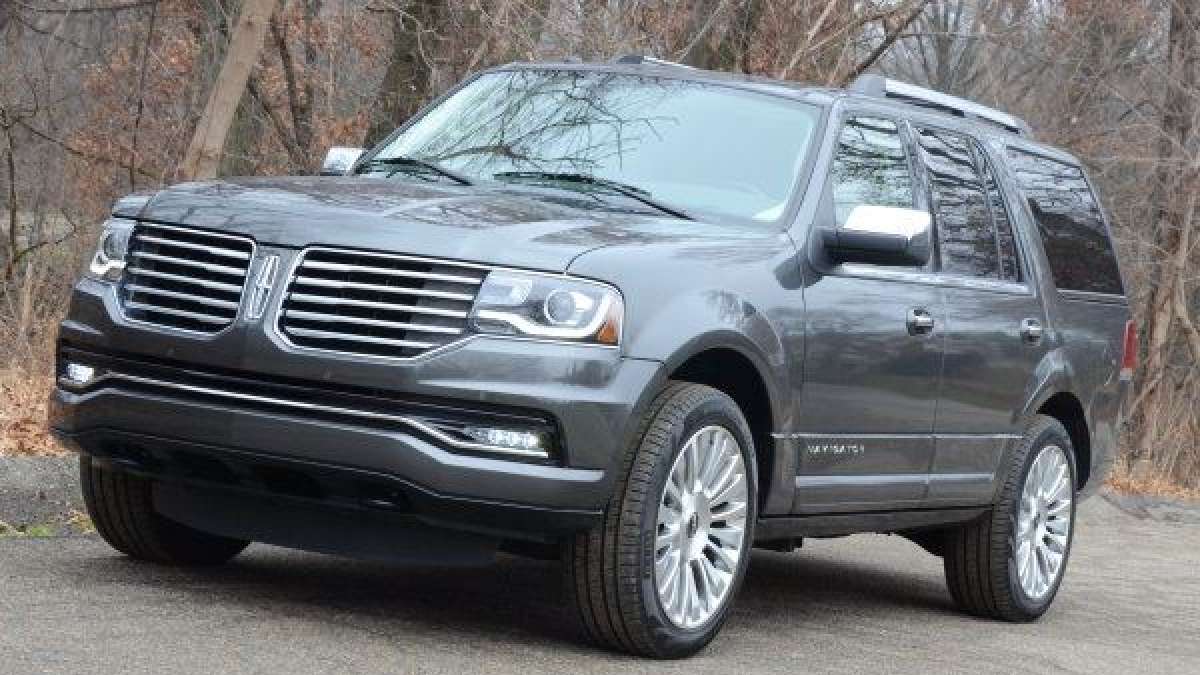 15 navigator low front moving