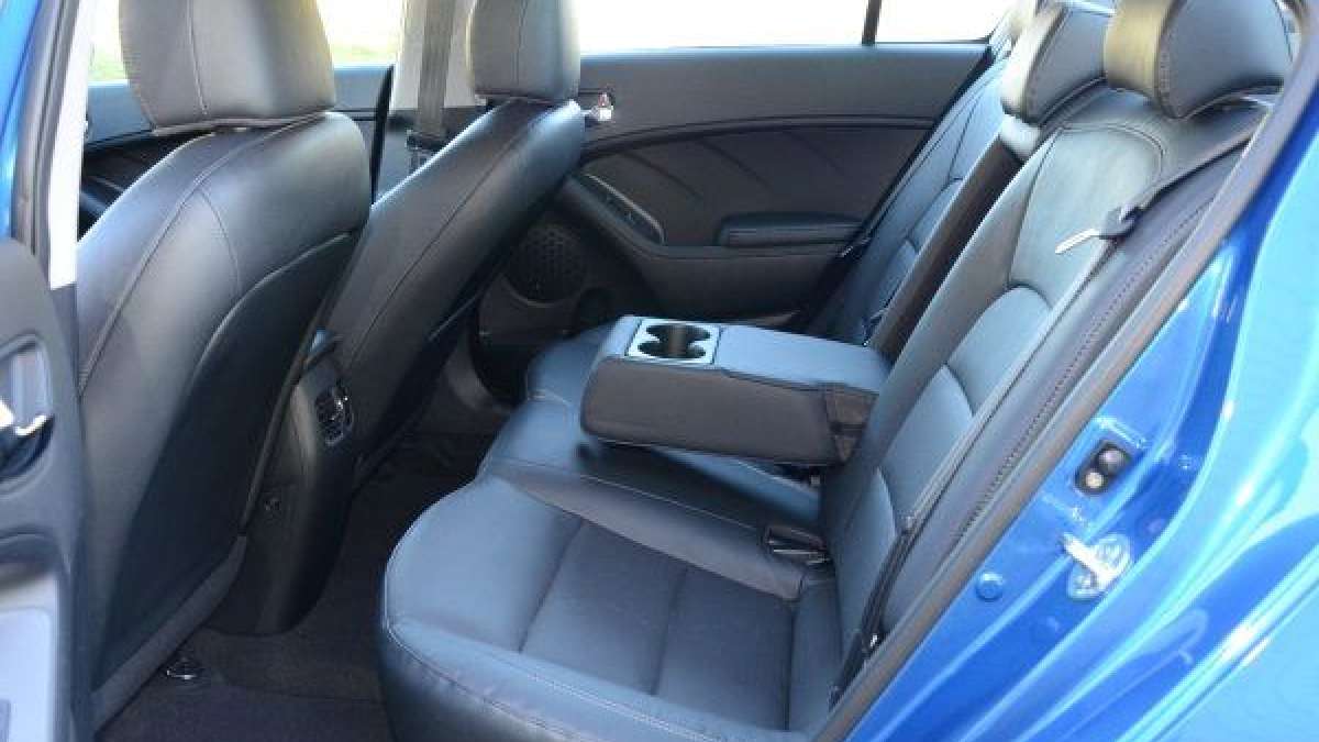 forte sedan rear seats