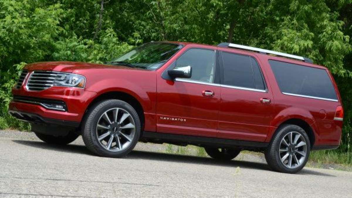 16 navigator road side