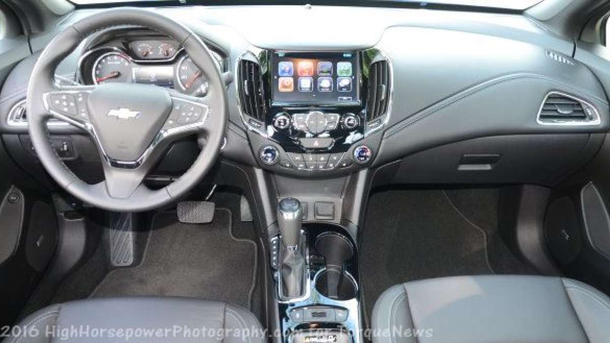 16 cruze dash
