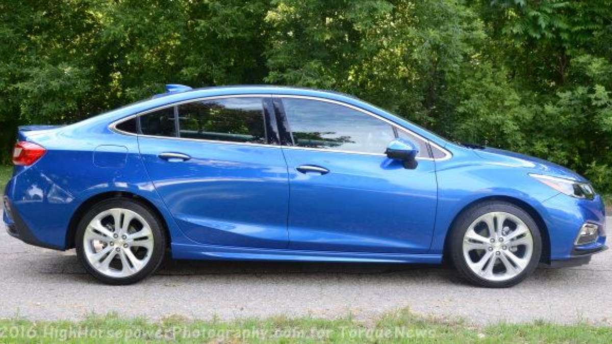 16 cruze side