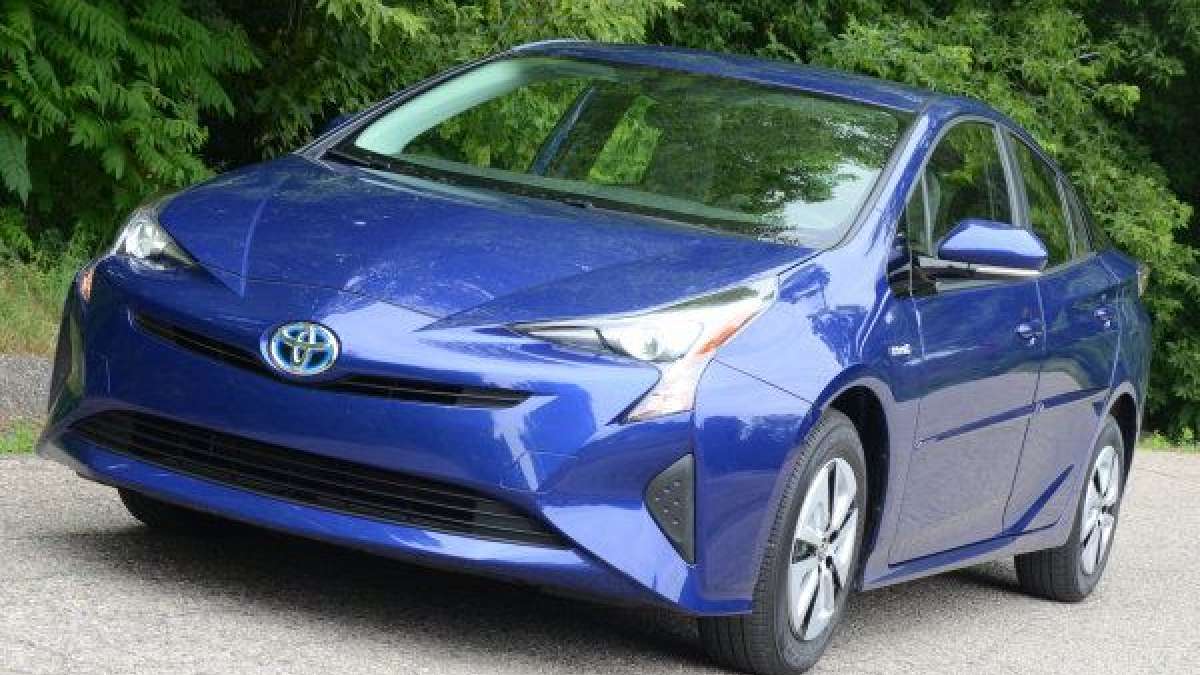 16 prius front