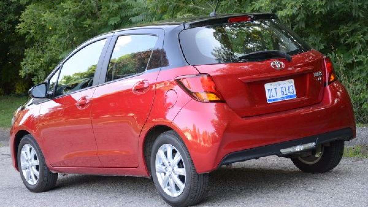 16 yaris rear road