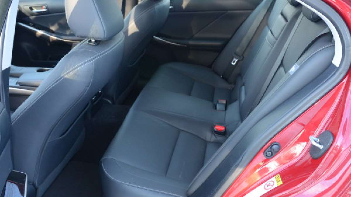 is250 rear seats